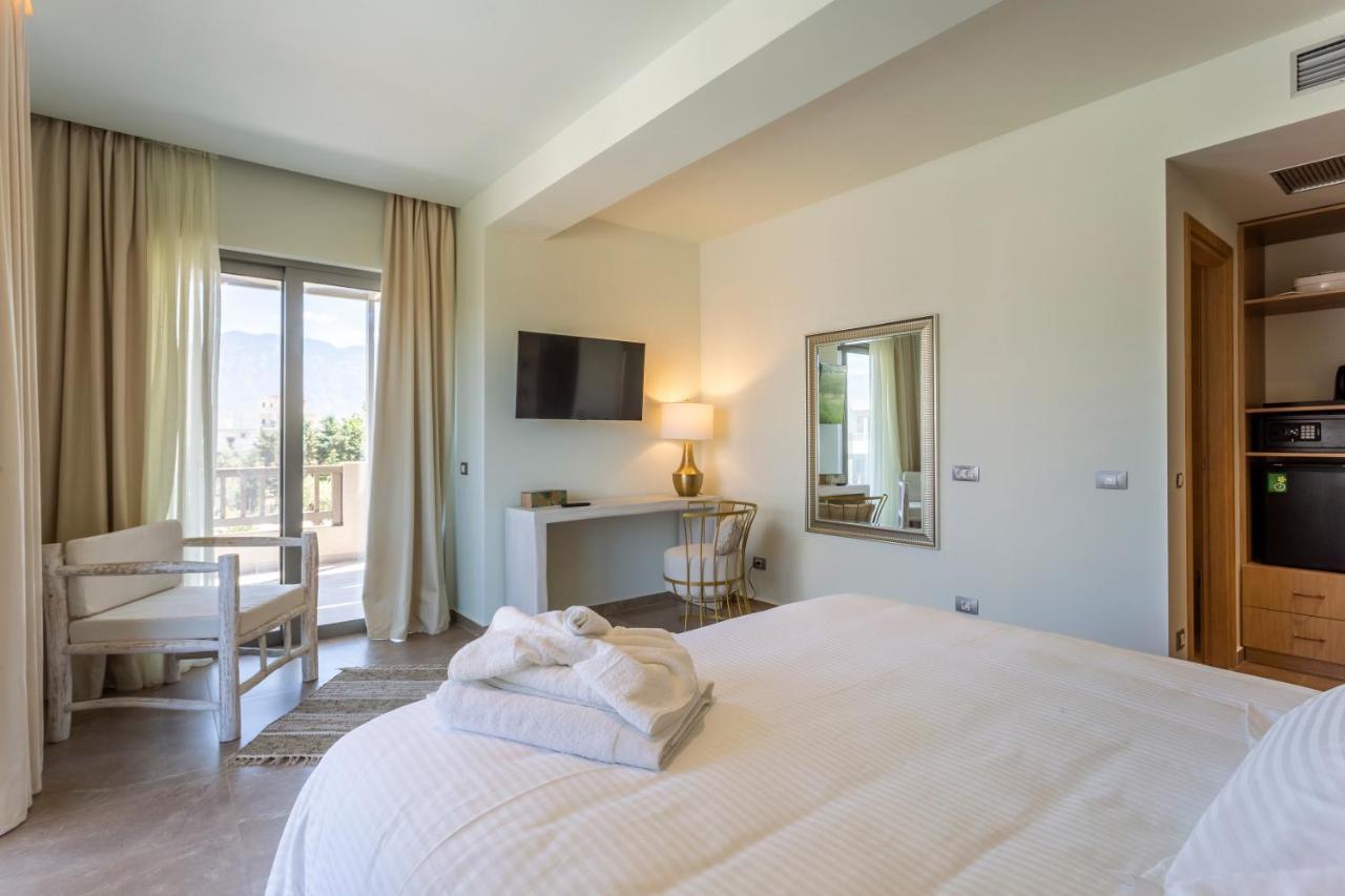 Elysian Luxury Hotel And Spa Kalamata Exteriör bild
