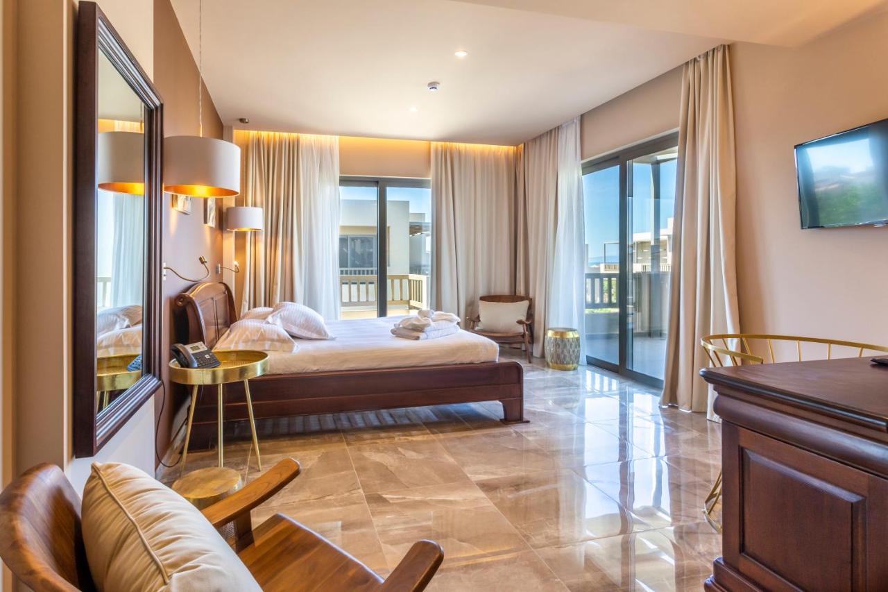 Elysian Luxury Hotel And Spa Kalamata Exteriör bild