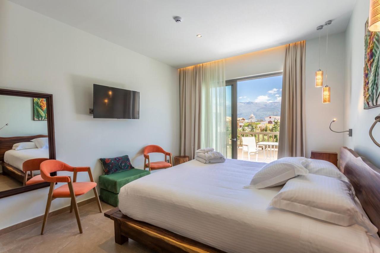 Elysian Luxury Hotel And Spa Kalamata Exteriör bild