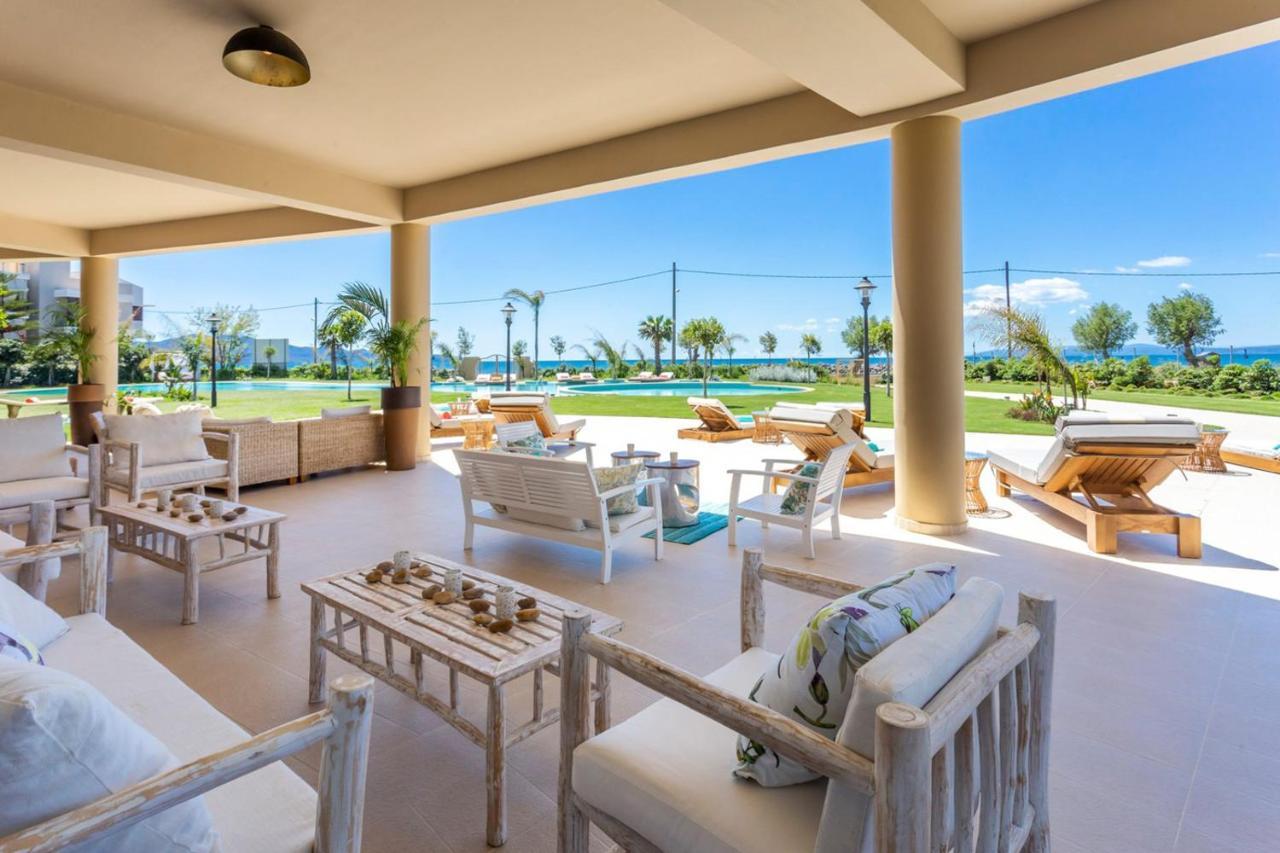 Elysian Luxury Hotel And Spa Kalamata Exteriör bild